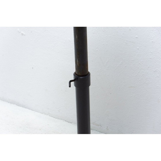 Image 1 of Runder Beistelltisch aus Kirschbaumholz, Tschechoslowakei 1930er Jahre