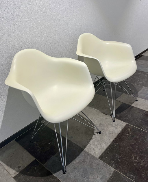 2X Vitra Eames Dar Arm Chair