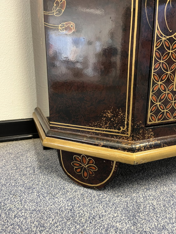 Image 1 of Chinesisches Kabinett