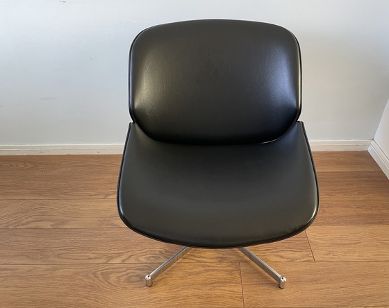 Image 1 of Geoffrey D. Harcourt Exquis Sessel