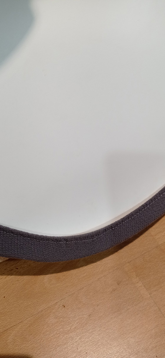 Image 1 of ARPER Duna 02 Sessel auf Rollen aus hellgrauer Kvard- Wolle von Studio LAM