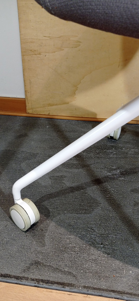 Image 1 of ARPER Duna 02 Sessel auf Rollen aus hellgrauer Kvard- Wolle von Studio LAM