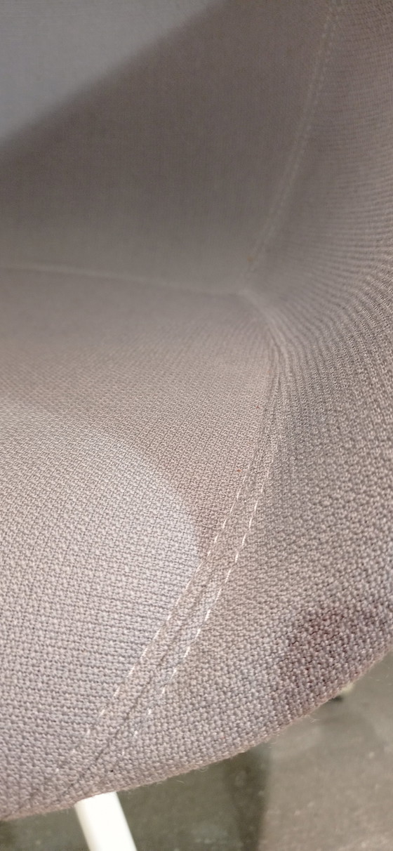 Image 1 of ARPER Duna 02 Sessel auf Rollen aus hellgrauer Kvard- Wolle von Studio LAM