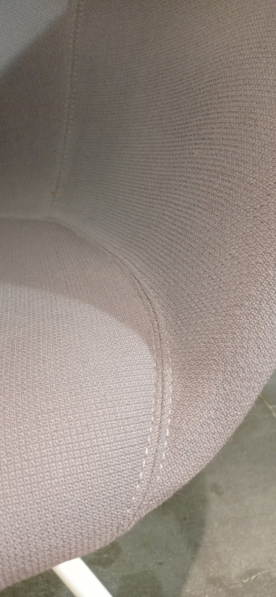 Image 1 of ARPER Duna 02 Sessel auf Rollen aus hellgrauer Kvard- Wolle von Studio LAM