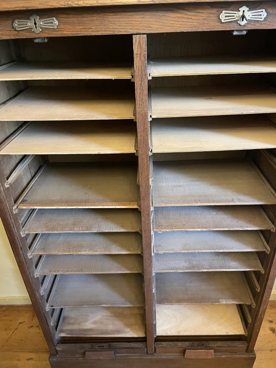 Image 1 of Rollladenschrank Aktenschrank