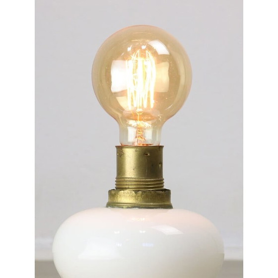 Image 1 of Mid Century Italienische Tischlampe aus Messing und Opalin
