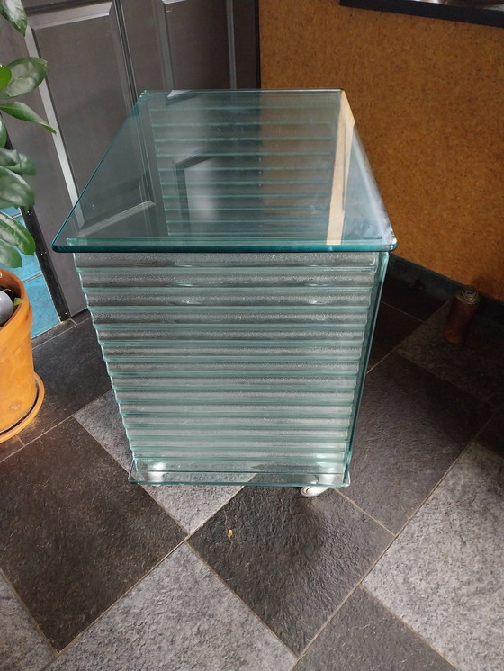 Image 1 of 1 X Fiam Italien Glas Trolley von Ron Arad 1980'S