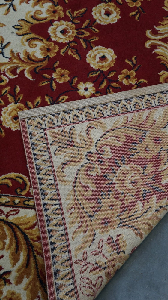 Image 1 of Roter orientalischer Wollteppich mit gelben Blumen, 285 x 200 cm
