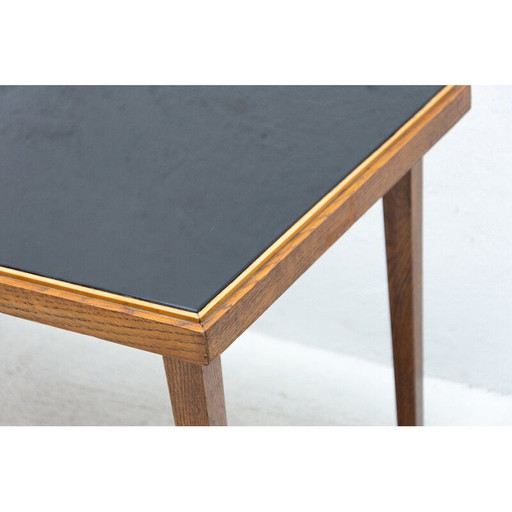 Mid Century Couchtisch aus Opaxitglas, Tschechoslowakei 1960er Jahre