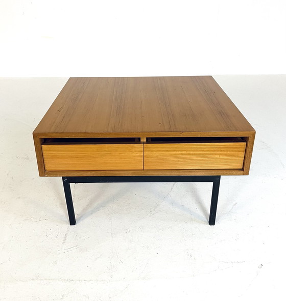 Image 1 of Vintage Couchtisch mit Schubladen