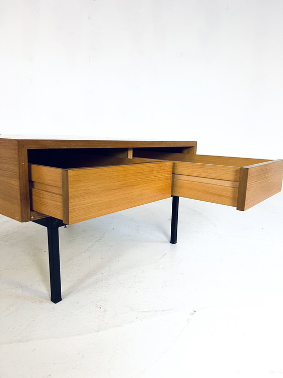 Image 1 of Vintage Couchtisch mit Schubladen