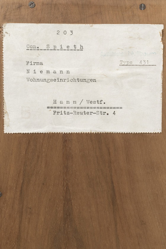 Image 1 of Niedriges Bücherregal auf neuen Schlaufenbeinen