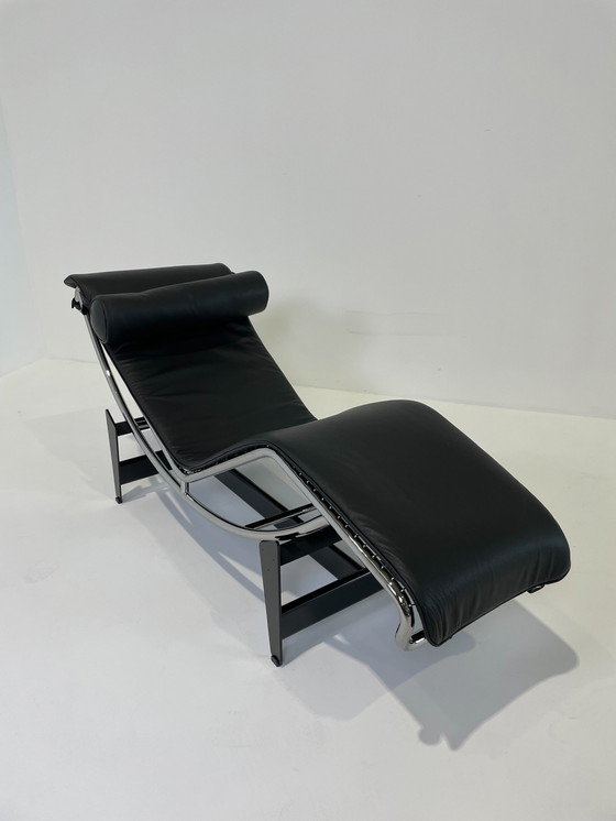 Image 1 of Cassina LC4 Sessel