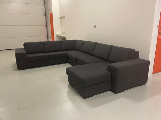 Schönes U-Eck-Sofa aus grauem Stoff