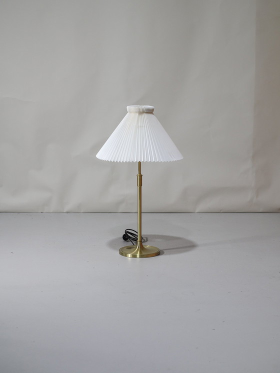 Image 1 of Le Klint 328 Tischlampe Dänisch Vintage Messing Plissé Schirm
