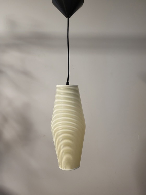 Image 1 of Rotaflex-Space-Age-Hängelampe, ovale Form aus gepresstem Kunststoff, 1960er Jahre