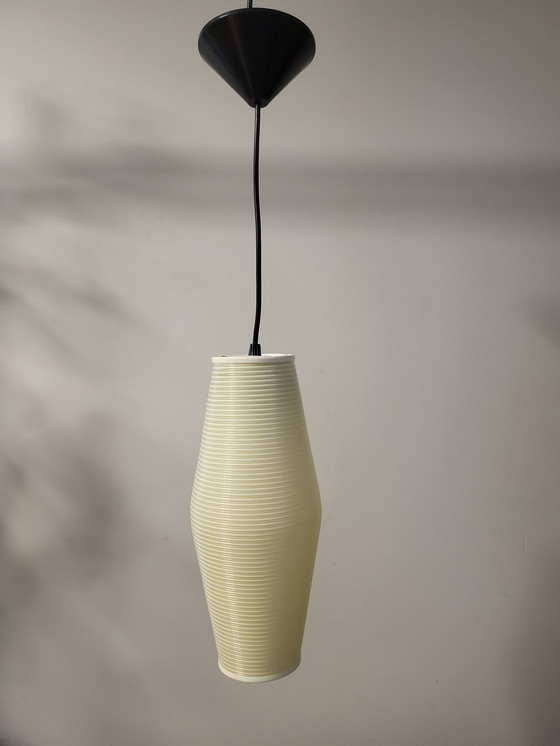 Image 1 of Rotaflex-Space-Age-Hängelampe, ovale Form aus gepresstem Kunststoff, 1960er Jahre