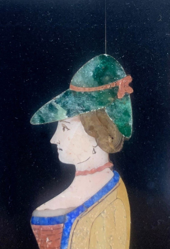 Image 1 of  Paar kleine Porträts in Mikro-Marmor-Einlegearbeiten