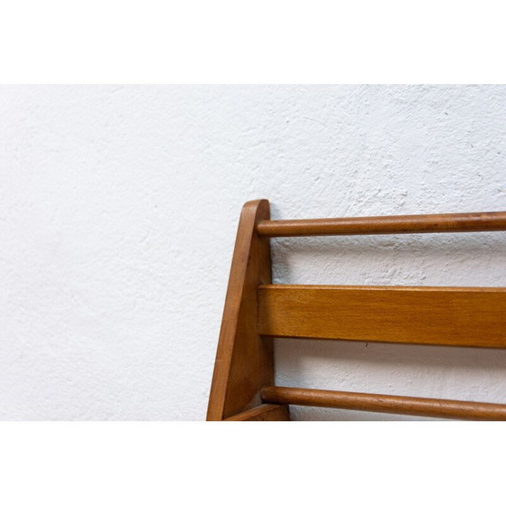 Image 1 of Vintage-Wandregal aus Holz von Krásná Jizba, 1960