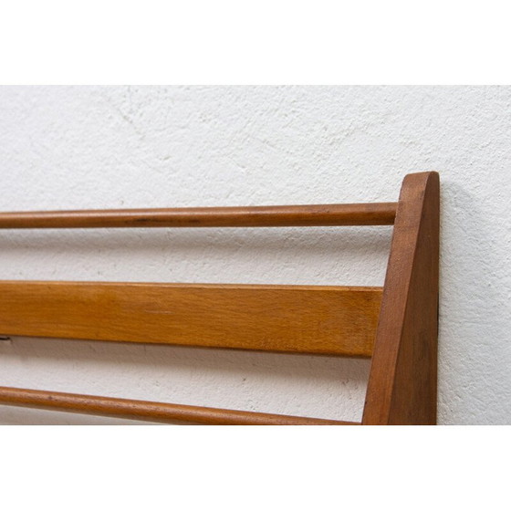 Image 1 of Vintage-Wandregal aus Holz von Krásná Jizba, 1960