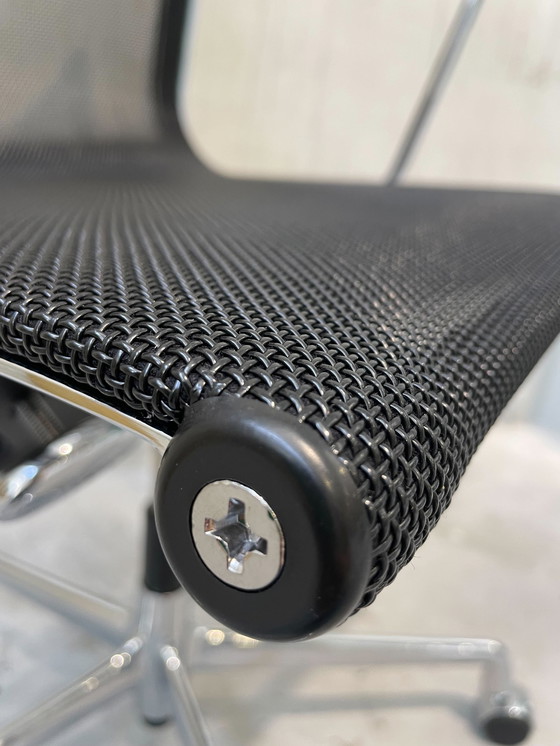 Image 1 of Vitra EA117 Bürostuhl