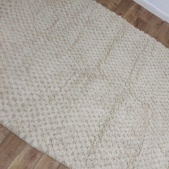 Image 1 of Beni Ouarain Weißer Marokkanischer Teppich, Handgefertigt aus Wolle - Tapis Beni Ouarain Blanc Marocain, Fait Main En Laine