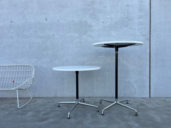 Image 1 of 2X Vitra Eames Segmentierte Tische