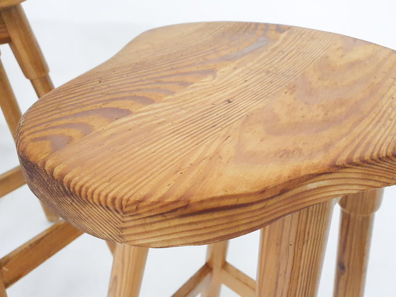 Image 1 of Moderne skandinavische Barhocker aus Kiefernholz aus den 1970er Jahren