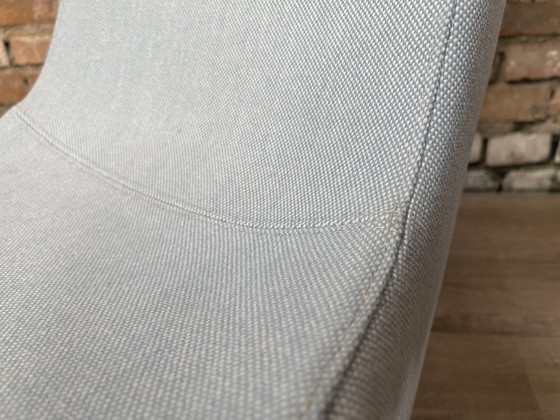 Image 1 of Vitra Monopod hellblauer Sessel