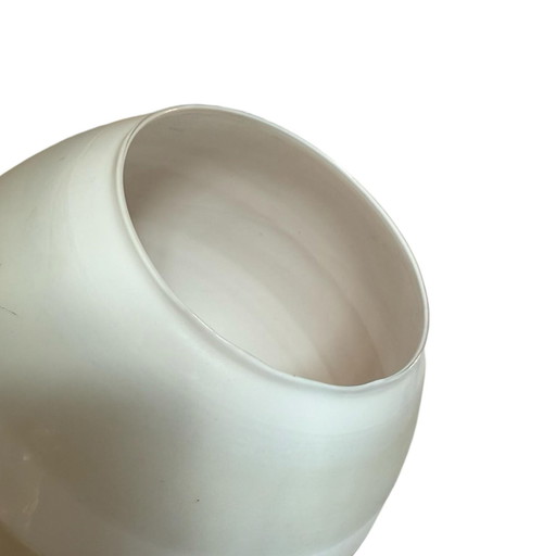 Vintage 50'S Mcm Hängeleuchte - mattiertes / halbtransparentes weißes Glas und rote Spitze - Attr. Louis Kalff / Phillips