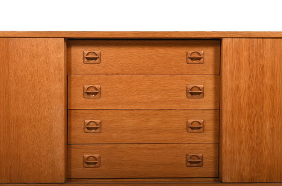 Image 1 of Dänisches Sideboard mit Kufen aus Eiche, 1960er Jahre.