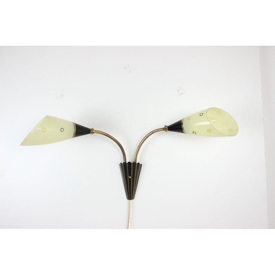 Image 1 of Vintage Wandlampe aus Glas und Messing, Tschechoslowakei 1960
