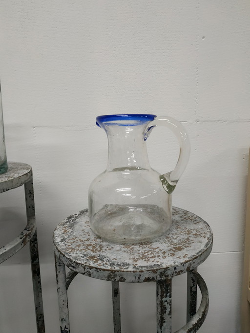 Vintage mundgeblasener mexikanischer Krug mit Gläsern