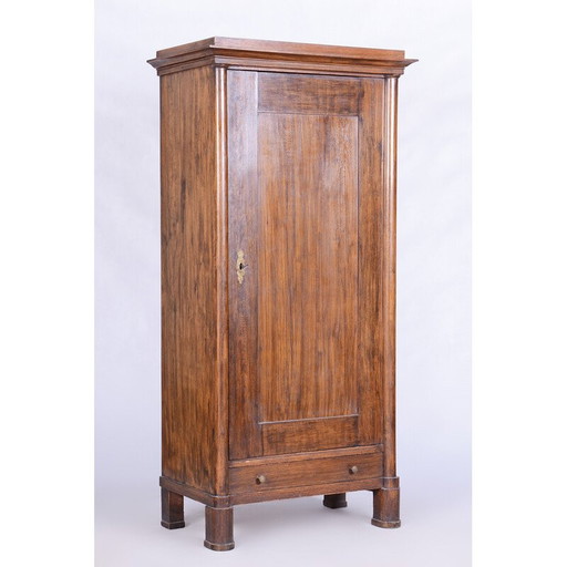 Mid Century Biedermeier Schrank aus massivem Eichenholz, 1830er Jahre