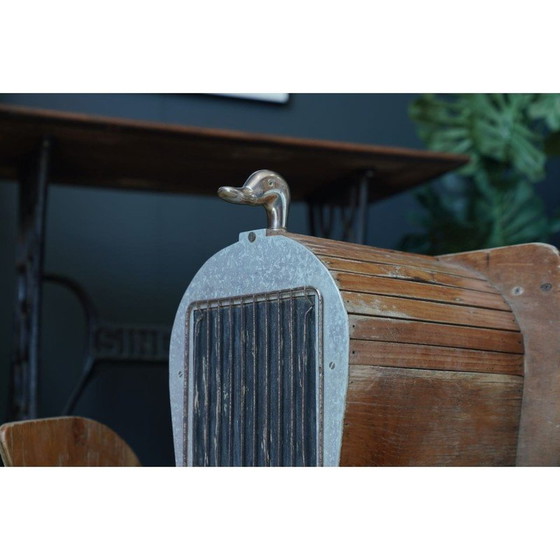 Image 1 of Oldtimer-Spielzeugauto aus Holz