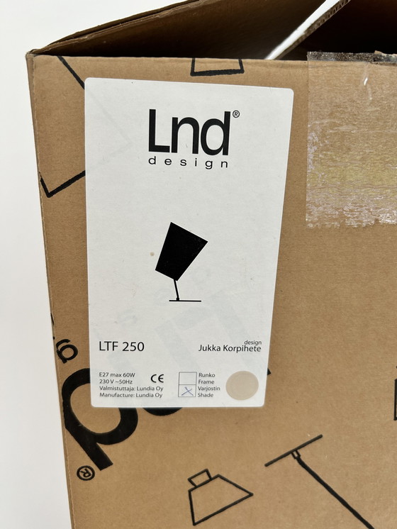 Image 1 of LND Jukka Korpihete Soithu Tischlampe