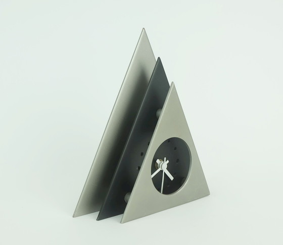 Image 1 of Hervorragende 1980S Tischuhr Schwarz und Silber Grau Metall Postmoderner Stil
