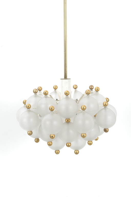Kinkeldey Frosted Globes Pendelleuchte Belvedere Kristall