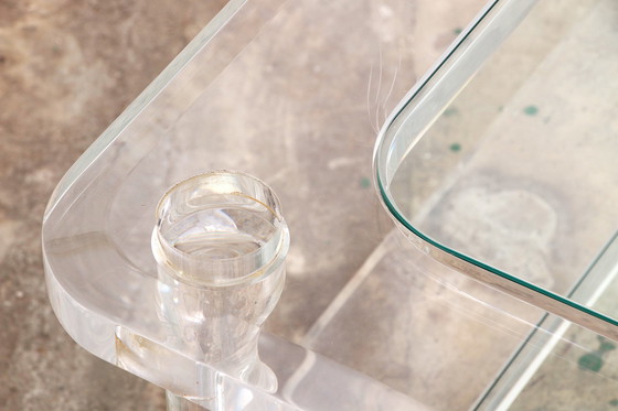 Image 1 of Französischer Couchtisch aus Lucite und Glas Maison Romeo, 1970er Jahre