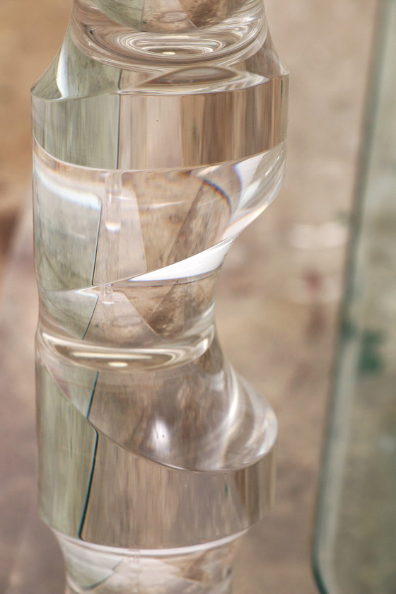 Image 1 of Französischer Couchtisch aus Lucite und Glas Maison Romeo, 1970er Jahre