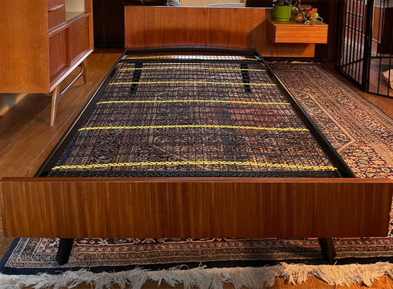 Image 1 of Bett aus der Mitte des Jahrhunderts