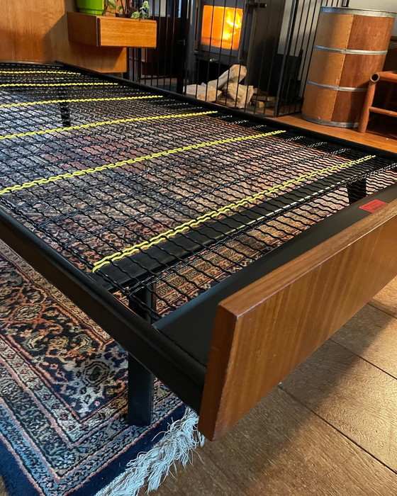 Image 1 of Bett aus der Mitte des Jahrhunderts