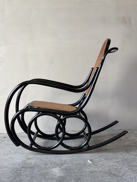 Image 1 of Vintage Schaukelstuhl im Thonet-Stil Schwarz