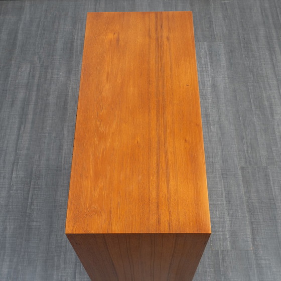 Image 1 of 60er Jahre Highboard mit Riffelfront, Teak, restauriert