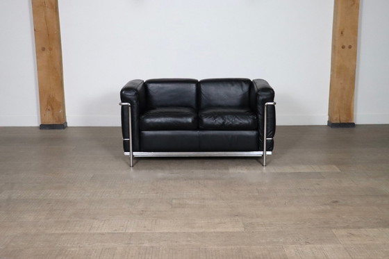 Image 1 of Vintage Cassina Lc2 Zweisitzer Sofa von Charlotte Perriand und Le Corbusier