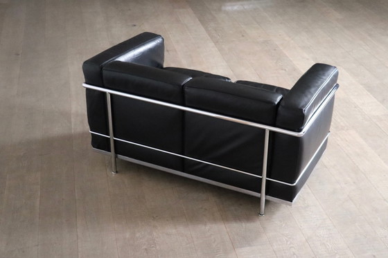 Image 1 of Vintage Cassina Lc2 Zweisitzer Sofa von Charlotte Perriand und Le Corbusier