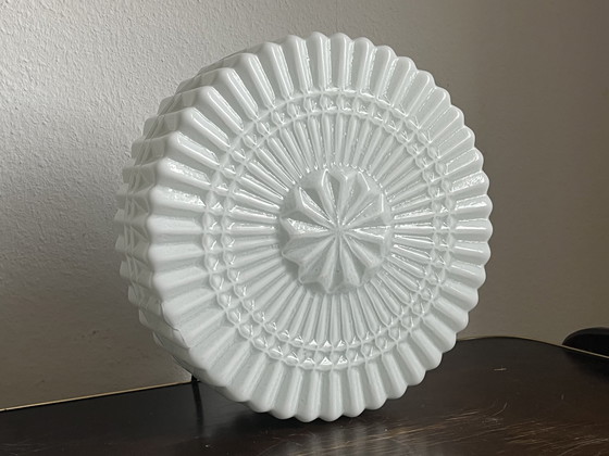 Image 1 of Mid Century Opalglas-Deckenleuchte