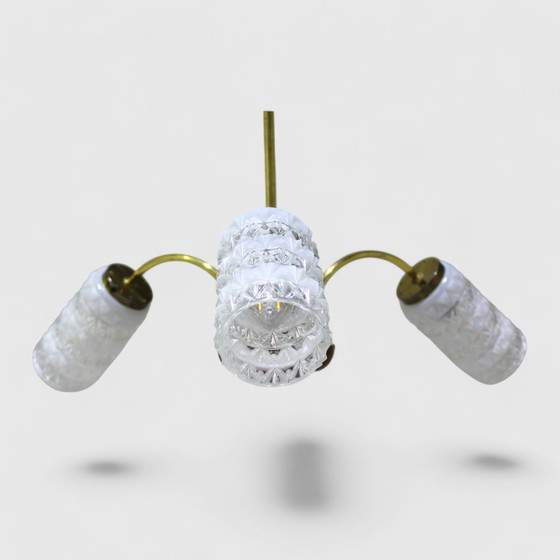 Image 1 of Vintage-Deckenleuchte - 3-Arm, Messing, Glas 1950/60er Jahre