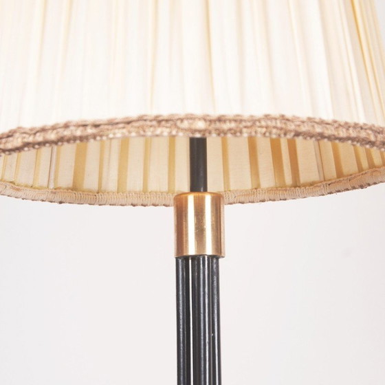 Image 1 of Vintage Stehlampe aus Metall, Messing und plissiertem Stoff auf Dreibeinfuß, Dänemark 1950er Jahre