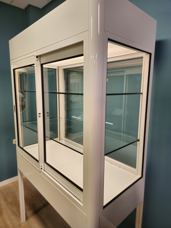 Image 1 of Vintage Vitrine Arztschrank Medizinschrank Vitrine A